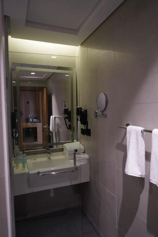 Al Hayat Hotel Sharjah Exterior photo
